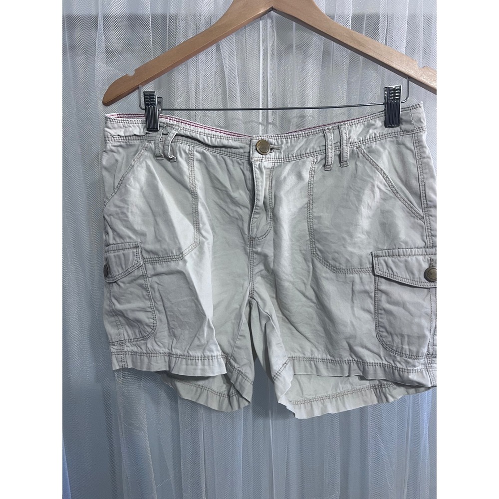 Natural Reflections Womens Khaki Cargo Shorts Size 8 Utility Hiking Tan